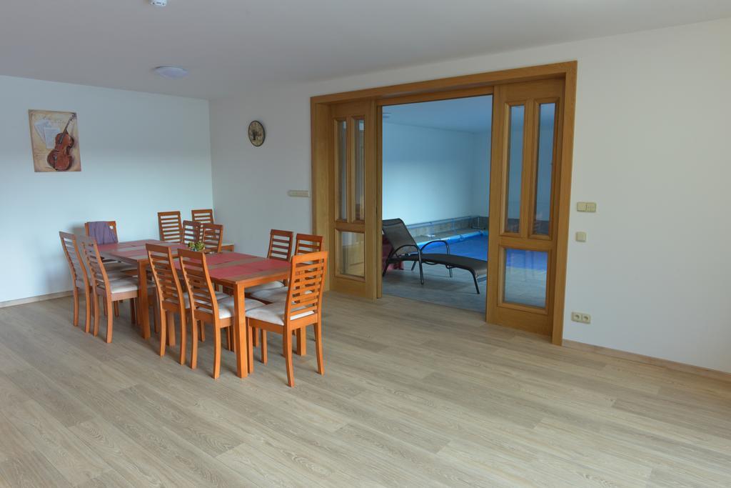 Penzion U Blatce Hotel Nove Hrady  Luaran gambar